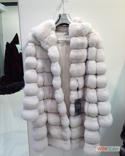 Fur Coat in chinchillà snow pink
